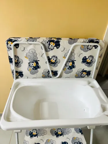 Banheira com trocador