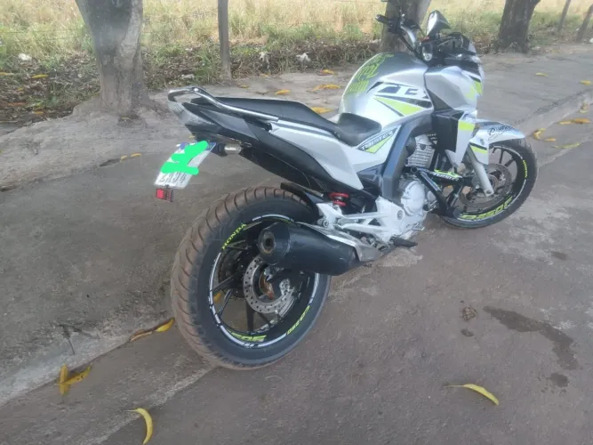Moo CB 250cc
