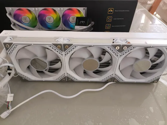 Walter Cooler 360mm, Unifans