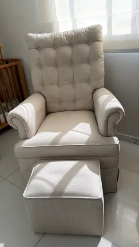 Poltrona de amamentação Lilibee 