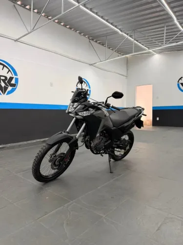 SAHARA 300 - Apenas 1.300 km rodados