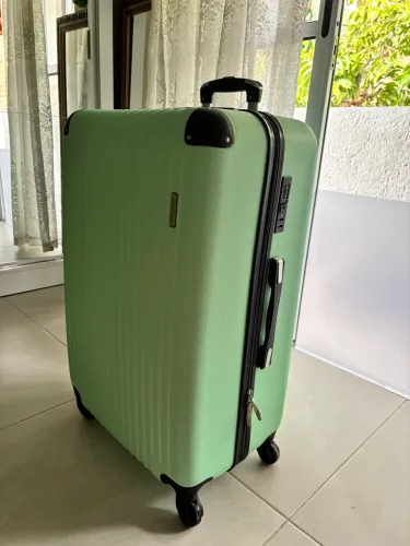 Mala de Viagem G Bagaggio (Até 32kg) - Verde Água (NUNCA USADA)