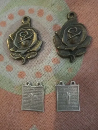4 medalha 2 de prata e 2 de bronze