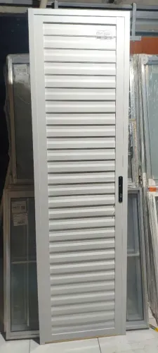 Porta de alumínio branco 60x210