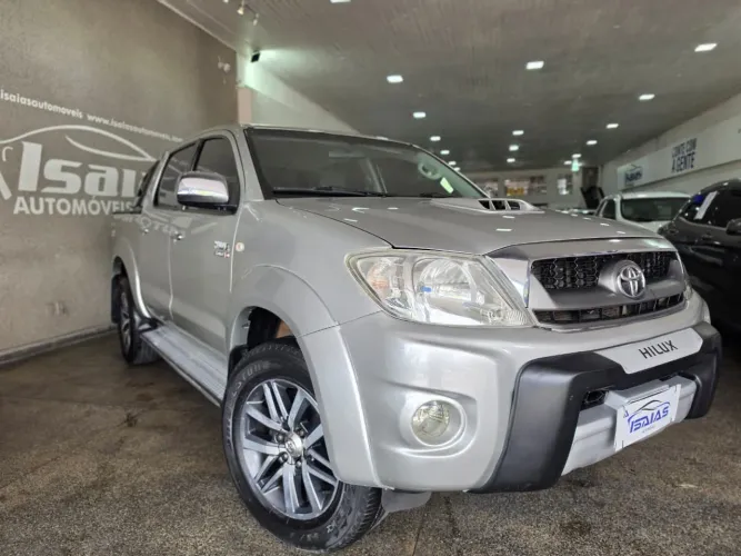 Toyota Hilux CD SRV 4X4 3.0 8V 116cv TB Diesel 2009