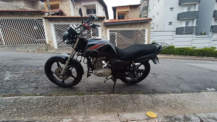 Motocicleta - Yes 125 2009 