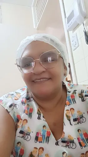 Cuidadora De Idosos Residencial E Hospitalar Só Finais De Semana