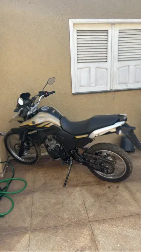 Yamaha XTZ 250 Lander ABS 2021 - Revisada - Baixa KM