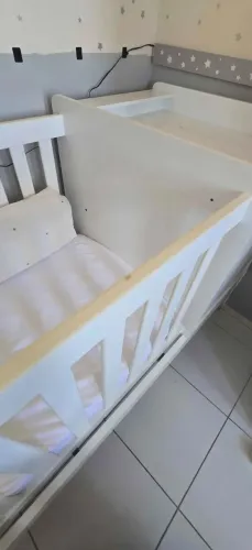 Berço 3 em 1 (Berço, Cama, Cômoda)
