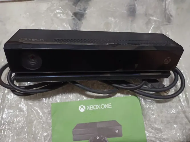 FONES E KINECT XBOX ONE SEMI NOVOS 