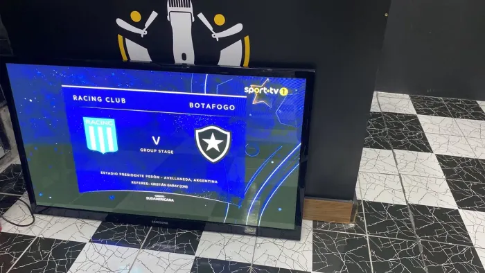 Vendo TV Samsung 55 polegadas obs não é Smartv 