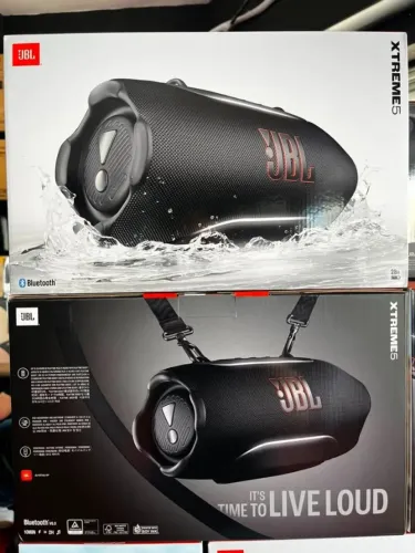Caixa de Som com Alça Bluetooth JBL Xtreme 5 Preta