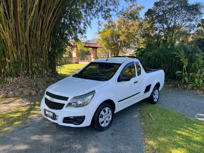 Chevrolet Montana LS 1.4 Econoflex 8V 2P 2013