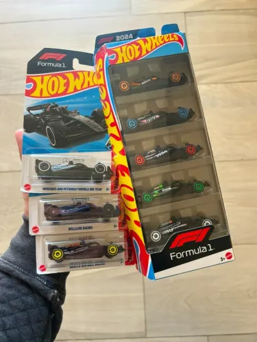 Kit completo - Hot Wheels F1 2025 c/ 8 miniaturas 1/64
