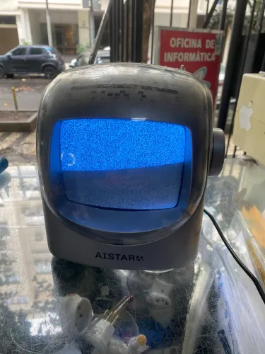 TV PORTÁTIL DE 5 POLEGADAS 
