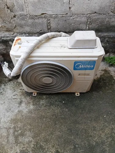 Vendo ar condicionado 12000 BTUs inverter.