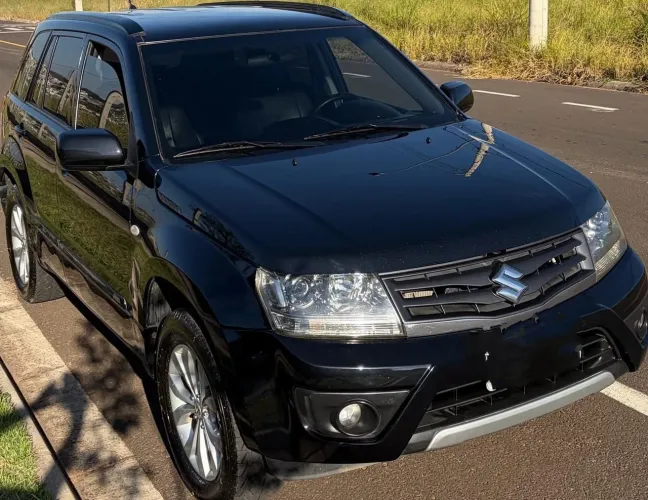 Suzuki Grand Vitara 2.0 16V 4x2/4x4 5P Mec. 2013