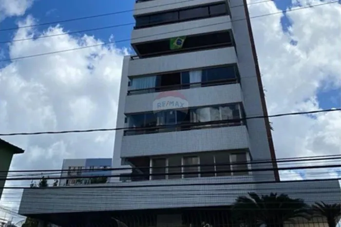 Apartamento a venda R$2.400.000,00 - Cobertura duplex à venda com 517m² - Jaqueira