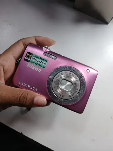Nikon Coolpix S2700