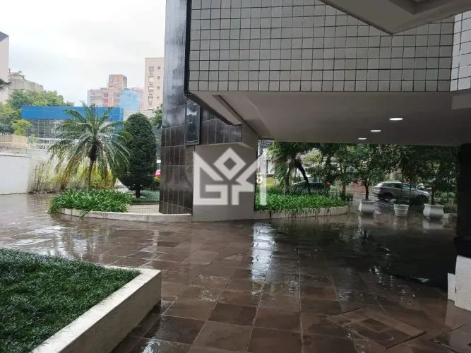 Sala/Conjunto Comercial para Alugar - 36 m², Frente, 1 Vaga, Portaria 24h em Floresta (POA