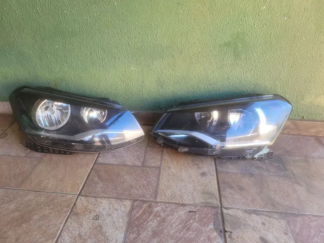 Par de farol dianteiro mascara negra gol g6, saveiro g6