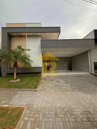 Casa em Condomínio em São José do Rio Preto-SP - 3 Quartos, 3 Suítes, 3 Salas, 5 Banheiros