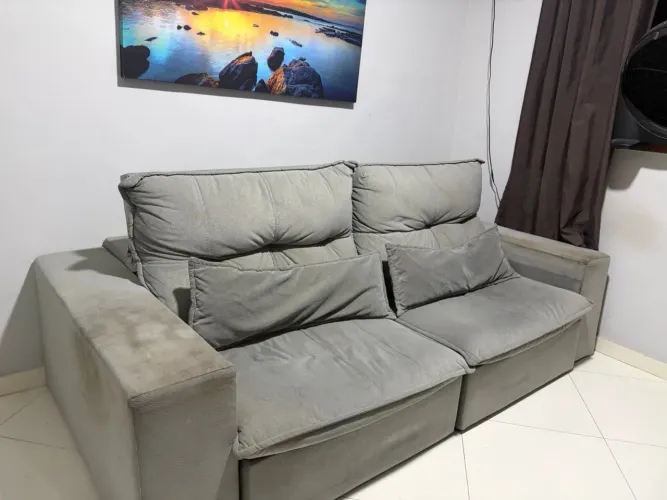 Sofá medindo 2,30 mt 