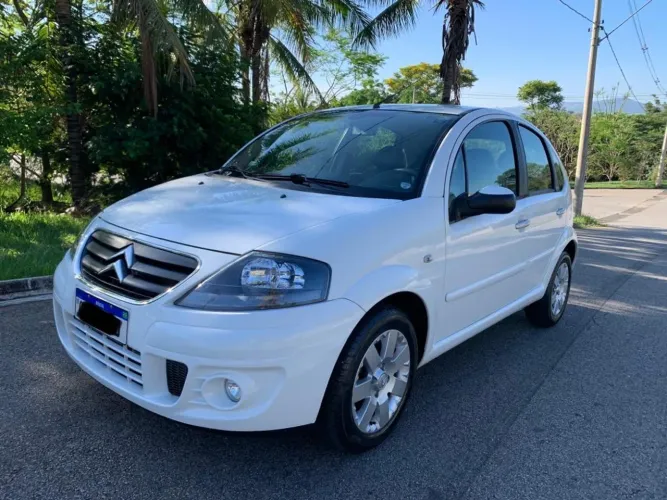 Citroen C3 Exclusive 1.4 Flex 8V 5P 2012