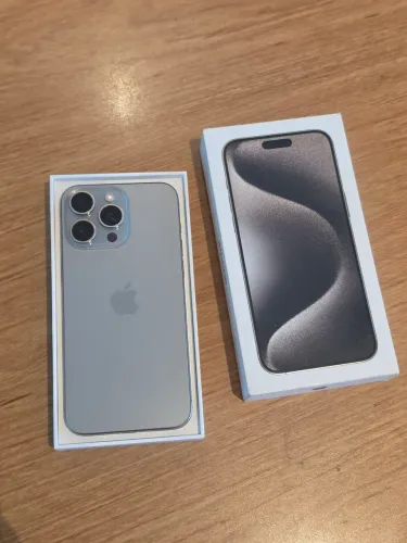 IPhone 15 Pro Max 256GB natural titânio completo e bem conservado 