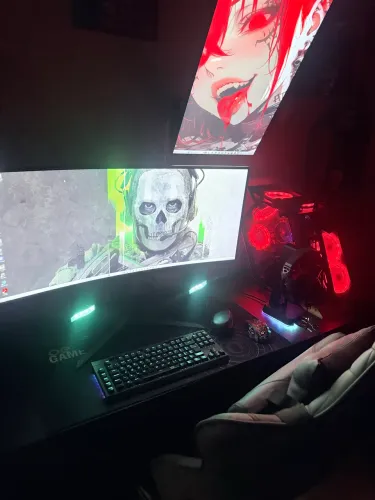 Pc gamer impecável negócio de ocasião 2 telas