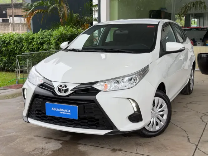 Toyota Yaris XL 1.5 Flex 16V 5P Aut. 2023