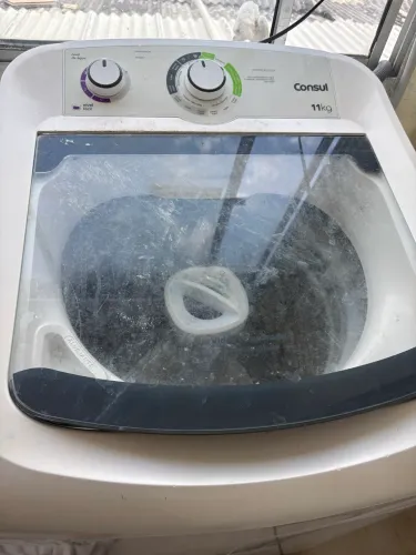 Máquina de lavar usada