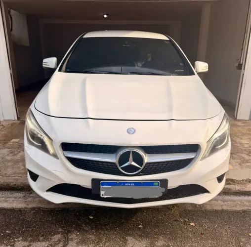 Mercedes-Benz CLA-200 Urban 1.6 TB 16v/flex Aut. 2015