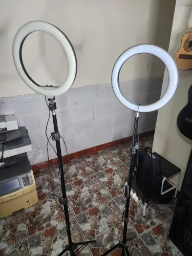 2 Ring light + tripé 1.80m