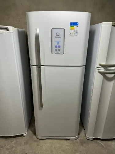 Geladeira Frostfree Eletrolux 433 litros 