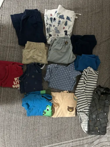 Lotinho de roupas menino