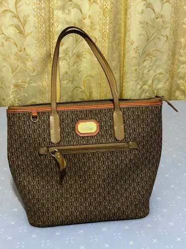 BOLSA VICTOR HUGO