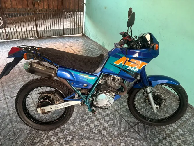 NX 200 ano 1997 Vende-se