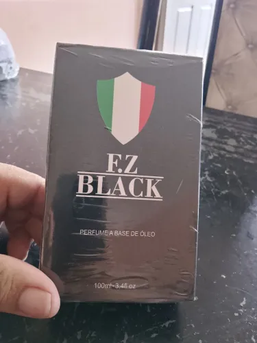Perfume árabes facilito a entrega 80 reais cada pra vender logo