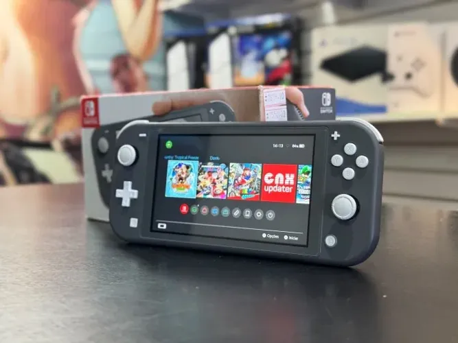 NINTENDO SWITCH - DESBLOQUEADO 128GB - SEMINOVO