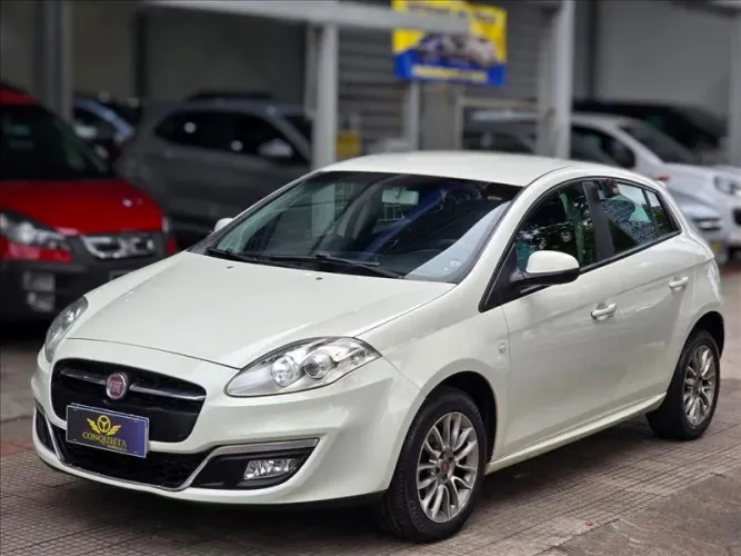Fiat Bravo Essence 1.8 Flex 16V 5P 2016