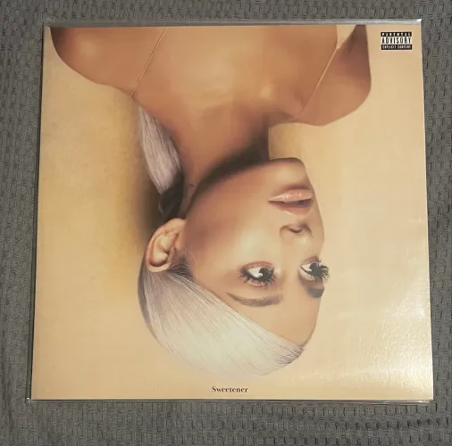 Vinil Ariana Grande Sweetener Edição Standard - FRETE GRATIS