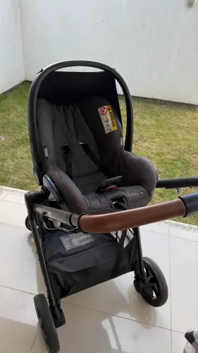 Carrinho de bebê maxi cozi