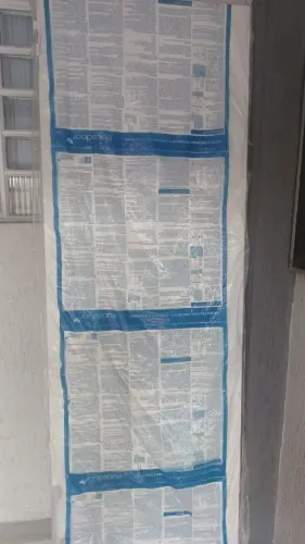 Porta na embalagem,sem uso 70cm