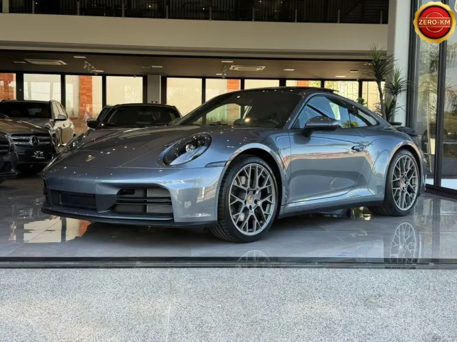 Porsche 911 Carrera 3.0 24V H6 PDK 2026