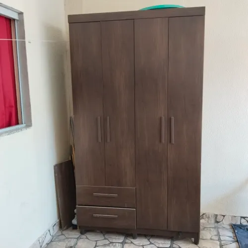 Tv Guarda roupa