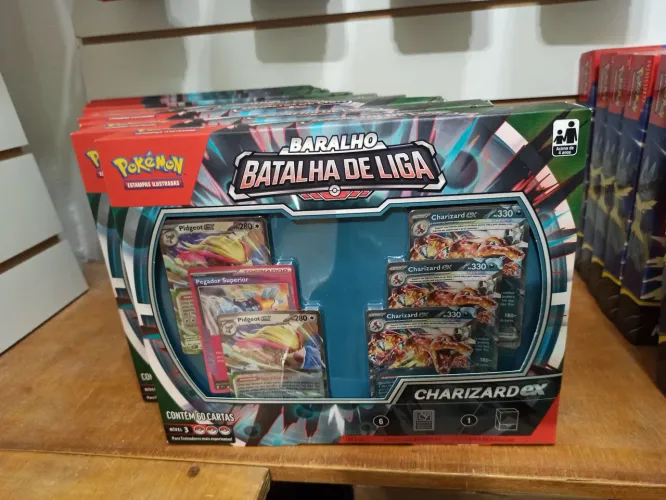BOX DE BATALHA DE LIGA CHARIZARD EX