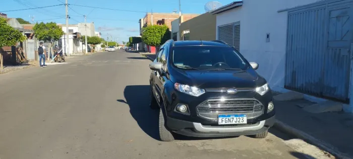 Ford Ecosport Freestyle 1.6 16V Flex 5P 2013