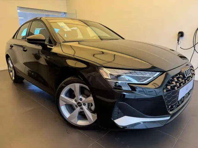 Audi A3 Sedan Advance 2.0 TFSI S-tronic 2025