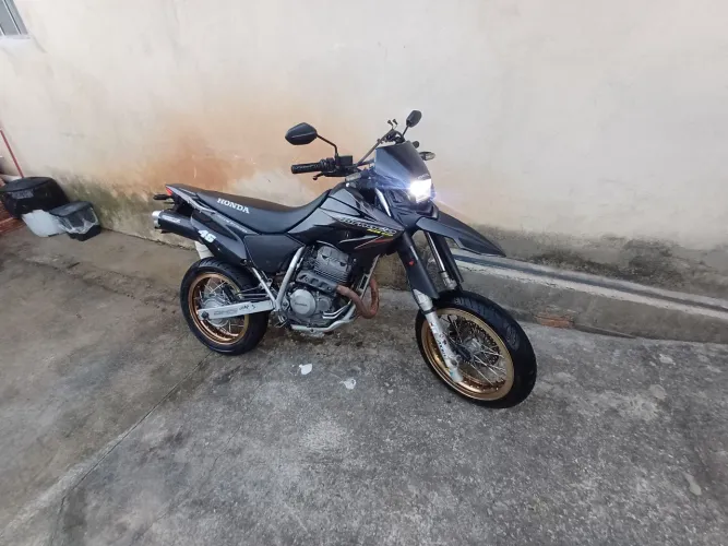 Vendo honda XR tornado 250cc 